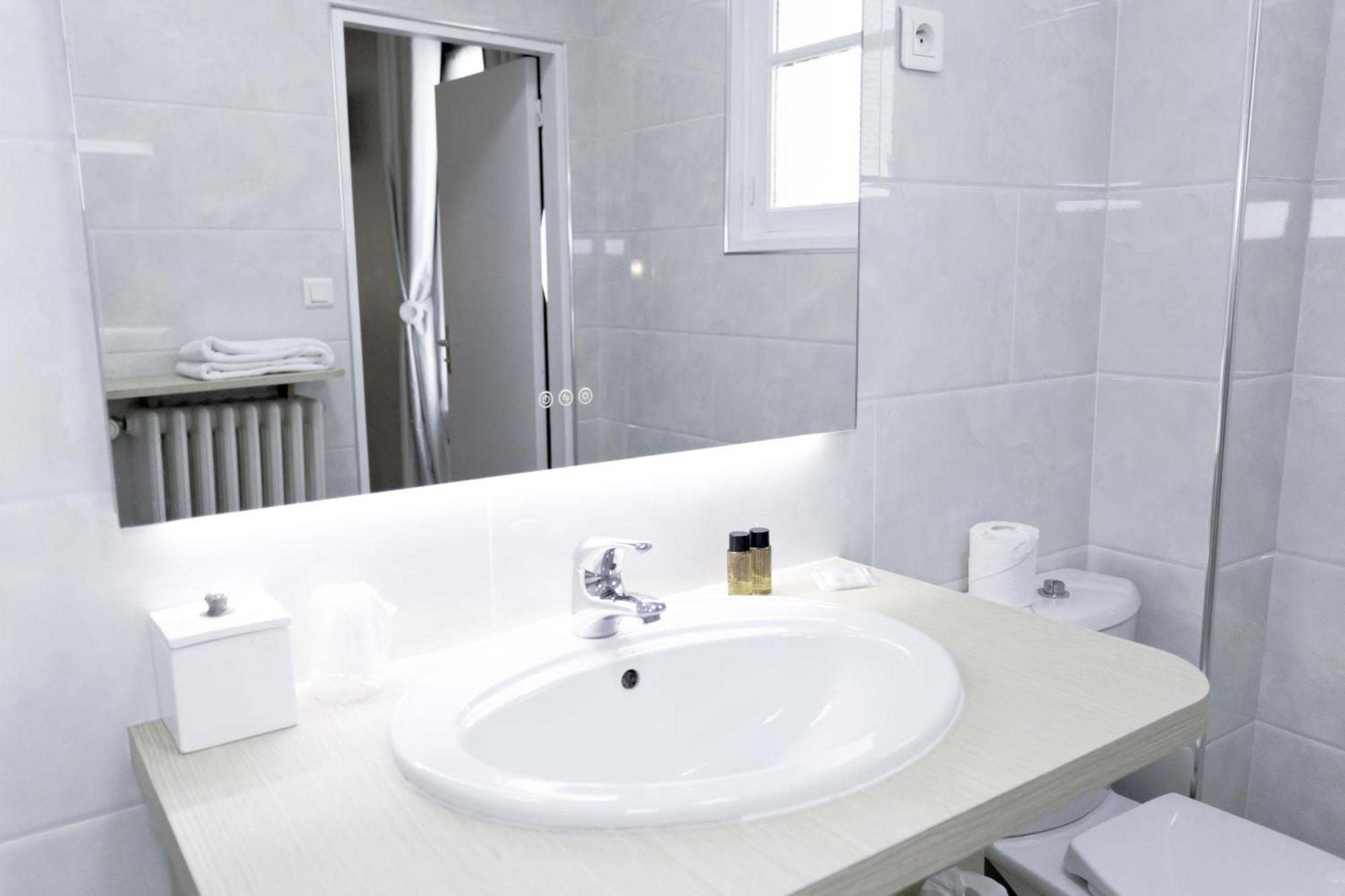 Le Saint Louis Hotel Amiens Eksteriør billede