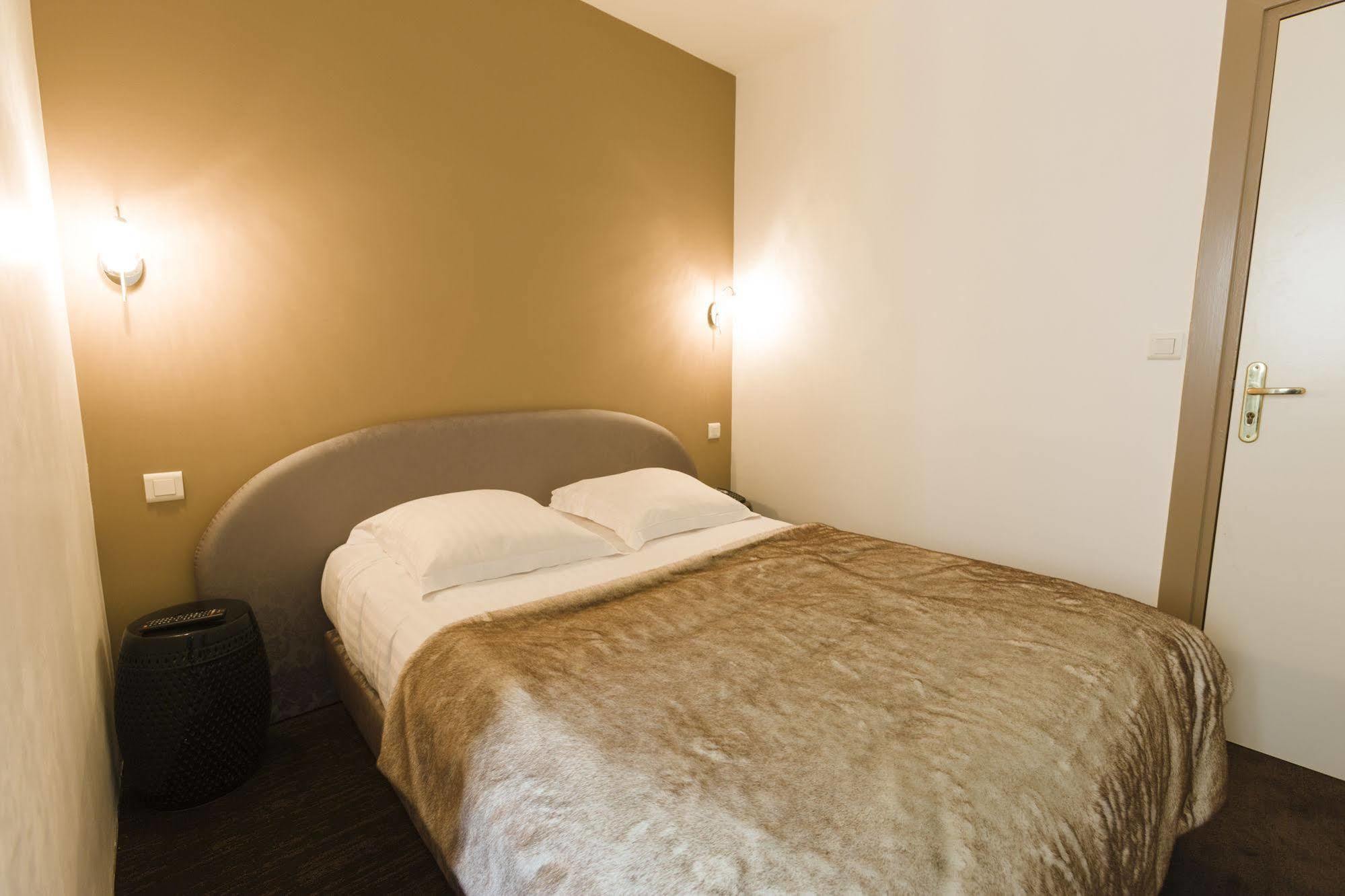 Le Saint Louis Hotel Amiens Eksteriør billede